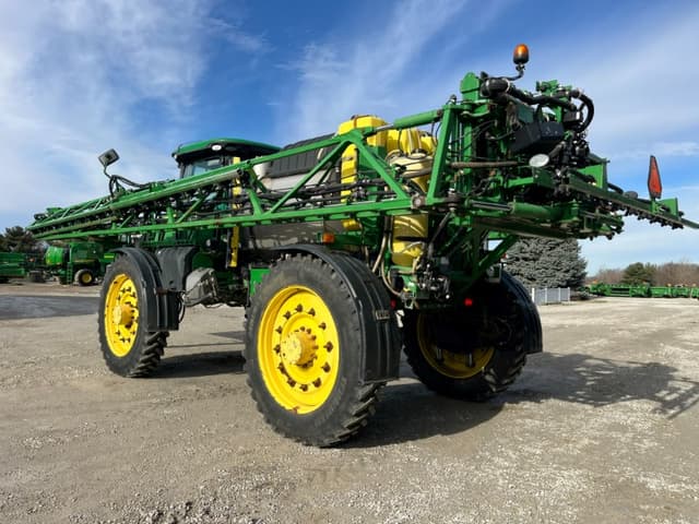 Image of John Deere R4045 equipment image 2