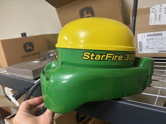 2015 John Deere StarFire 3000 Equipment Image0