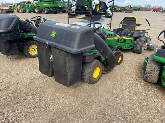 Image of John Deere S240 equipment image 4