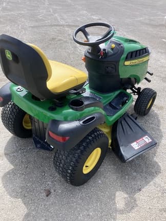 Image of John Deere S240 equipment image 4