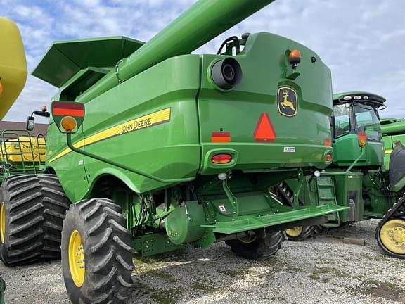 Image of John Deere S660 equipment image 2