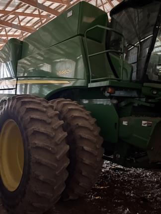 Main image John Deere S660