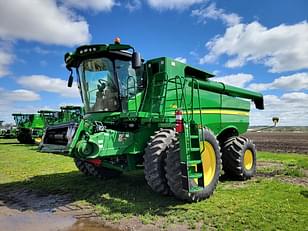 Main image John Deere S660 0