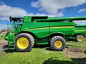 Thumbnail image John Deere S660 7