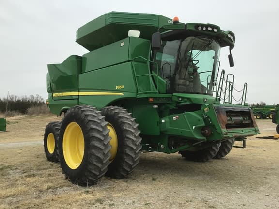 Image of John Deere S660 Primary image