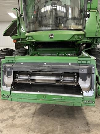 Image of John Deere S660 equipment image 4