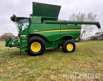Main image John Deere S660