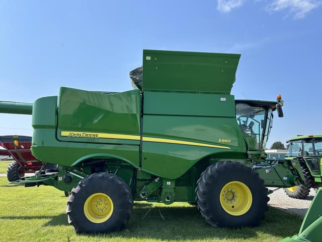 Image of John Deere S660 equipment image 3