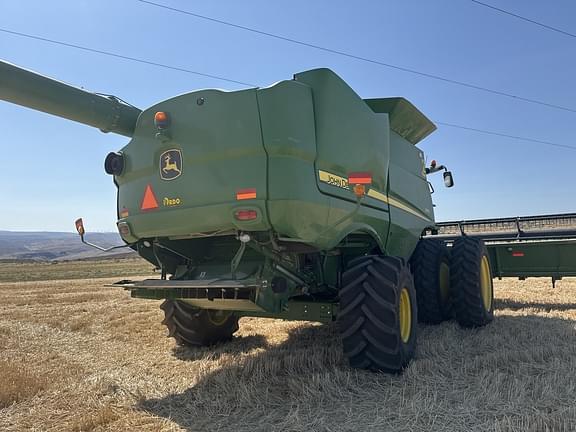 Image of John Deere S670 equipment image 3