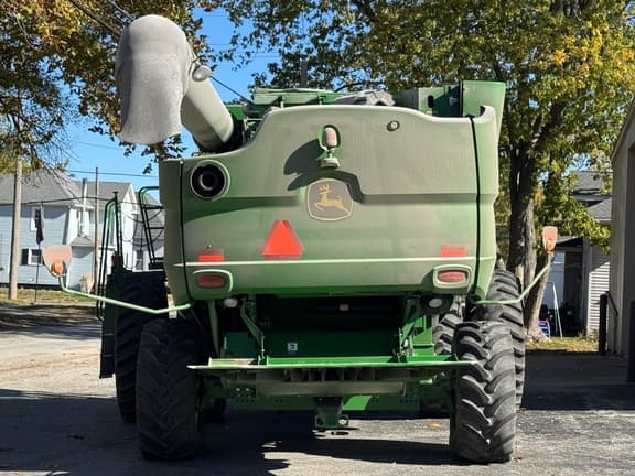 Image of John Deere S670 equipment image 3