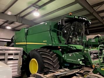 Main image John Deere S670
