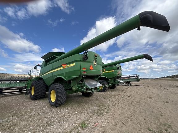 Image of John Deere S670 equipment image 3