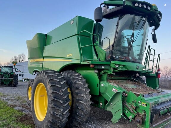 Main image John Deere S670