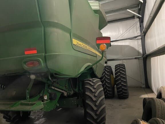 Image of John Deere S670 equipment image 3