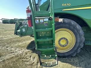 Main image John Deere S670 20