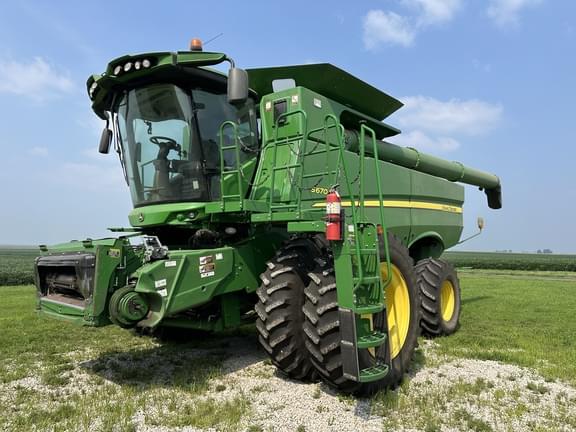 Image of John Deere S670 Primary image
