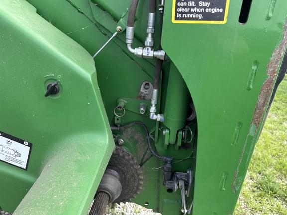 Image of John Deere S670 equipment image 4