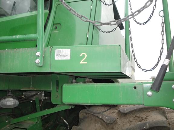 Image of John Deere S670 equipment image 3