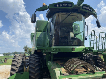 Main image John Deere S670