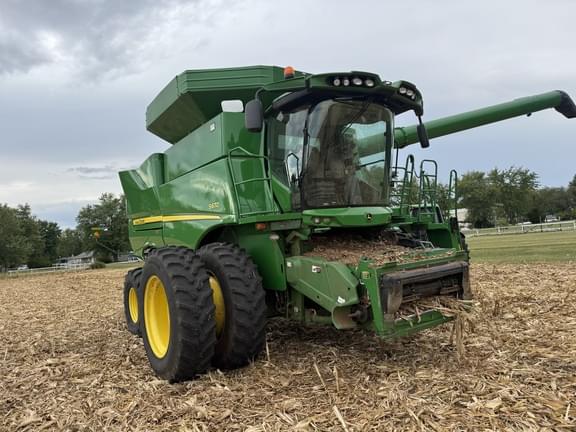 Image of John Deere S670 Primary image
