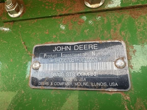 Image of John Deere S670 equipment image 4