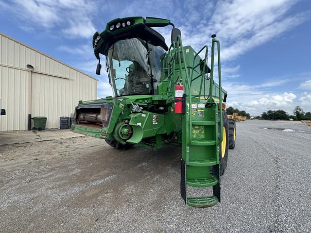 Image of John Deere S670 equipment image 3