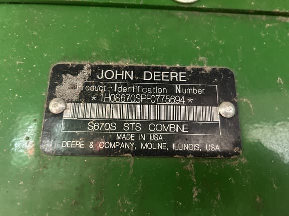 Image of John Deere S670 equipment image 2