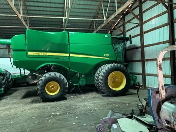 Main image John Deere S670