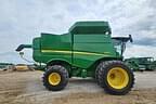 Image of John Deere S670 equipment image 1
