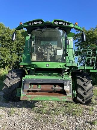 Image of John Deere S670 Primary image