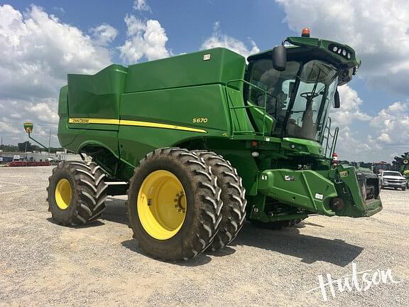 Image of John Deere S670 Primary image