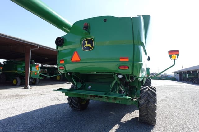 Image of John Deere S670 equipment image 3
