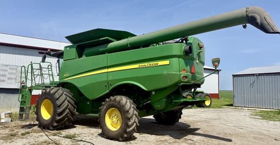 Image of John Deere S670 equipment image 3
