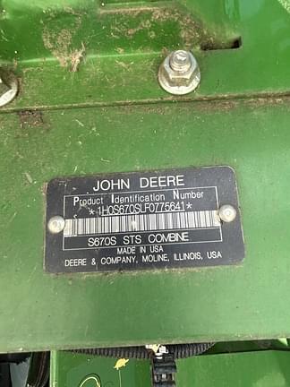Image of John Deere S670 equipment image 4
