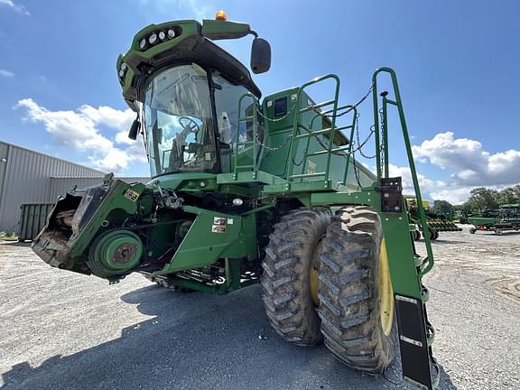 Image of John Deere S670 equipment image 1