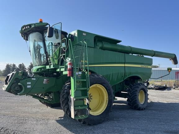 Image of John Deere S670 equipment image 4