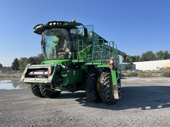 Image of John Deere S670 equipment image 3