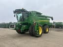 2015 John Deere S670 Image