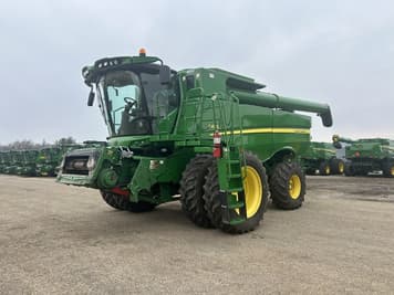 Main image John Deere S670