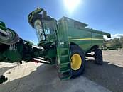 Thumbnail image John Deere S670 1