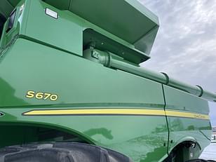 Main image John Deere S670 14