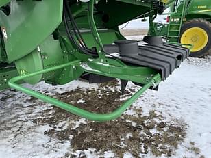 Main image John Deere S670 16