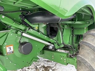 Main image John Deere S670 19