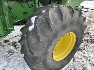 Main image John Deere S670 28