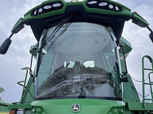 Main image John Deere S670 9