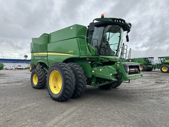 Main image John Deere S670