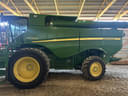 2015 John Deere S670 Image