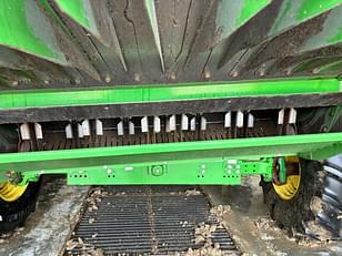 Main image John Deere S670 14