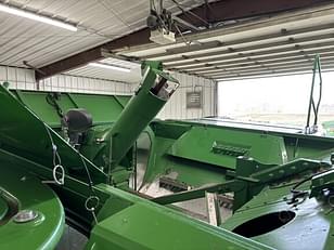 Main image John Deere S670 19