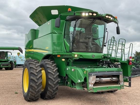 Image of John Deere S680 equipment image 4